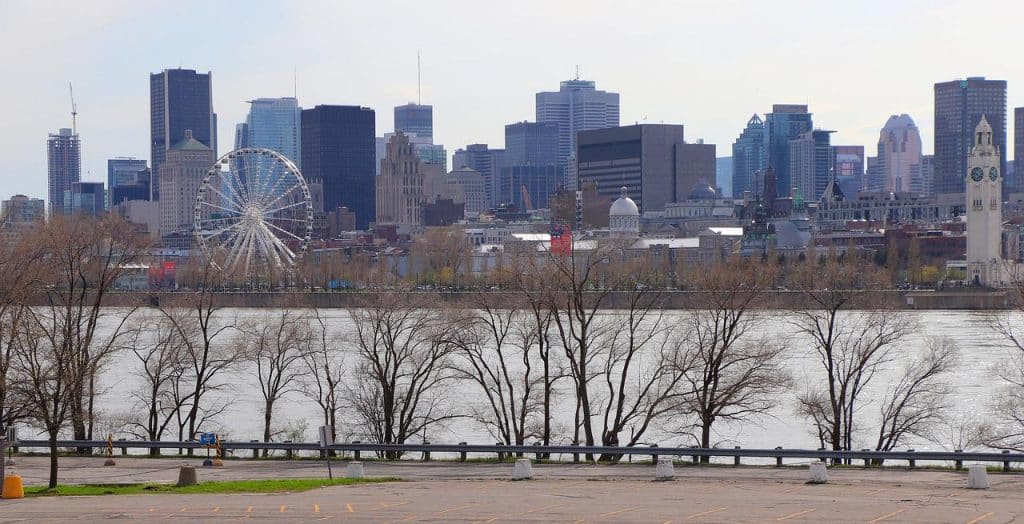 MONTREAL ES UNA CIUDAD MODERNA Y COSMOPOLITA