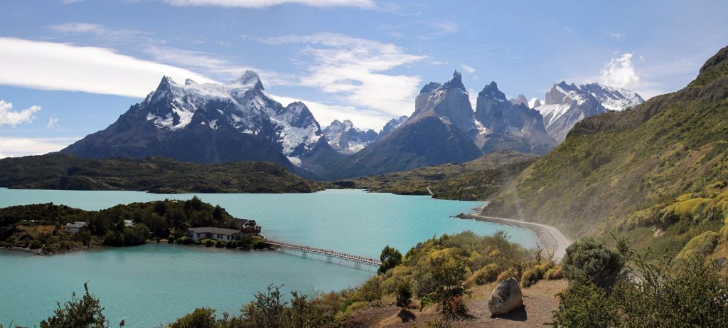 TORRES DEL PAINE , UN ÁREA SILVESTE Y PROTEGIDA DE  CHILE